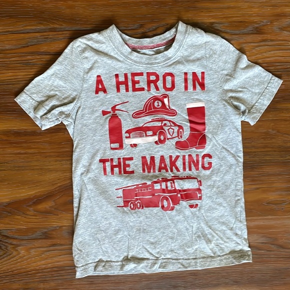 Bundle of short sleeve tees - Picture 4 of 9